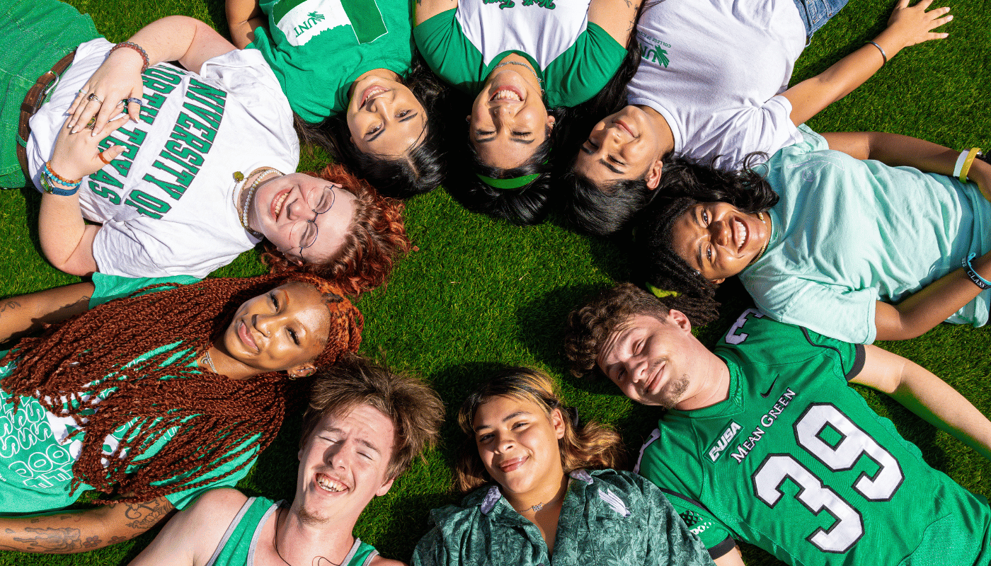 orientation leader laid on the ground in a circle